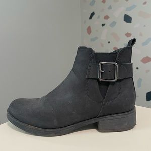 Black Booties